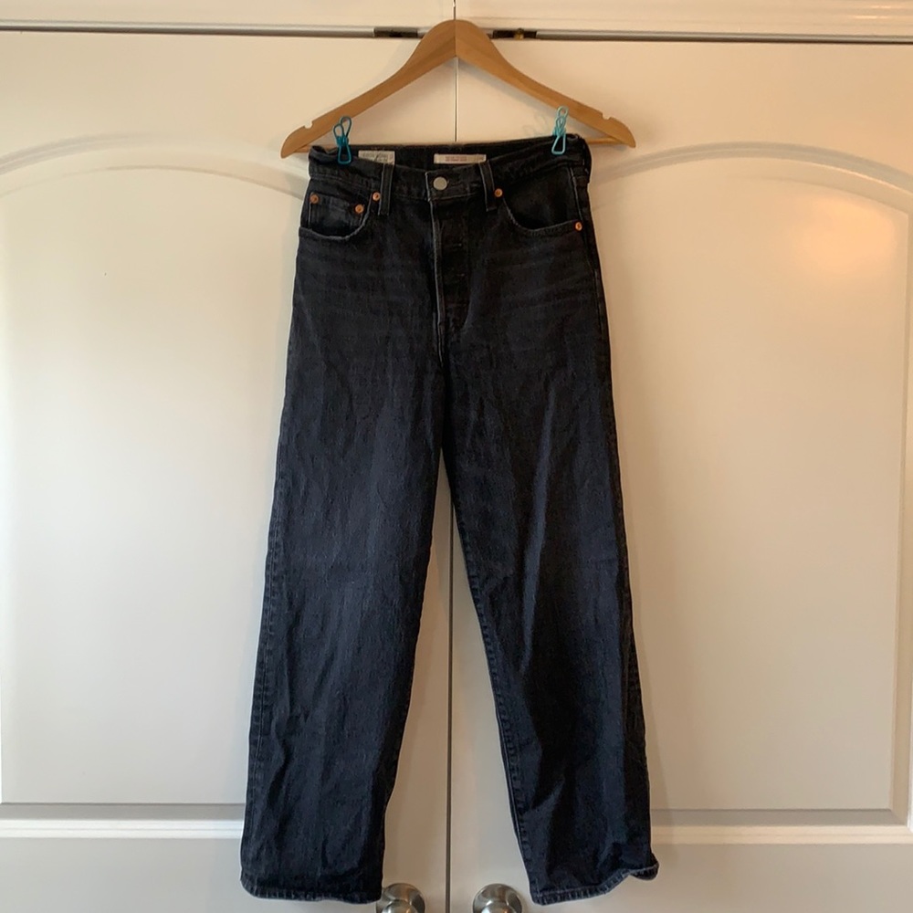 Rib cage straight Levi jeans